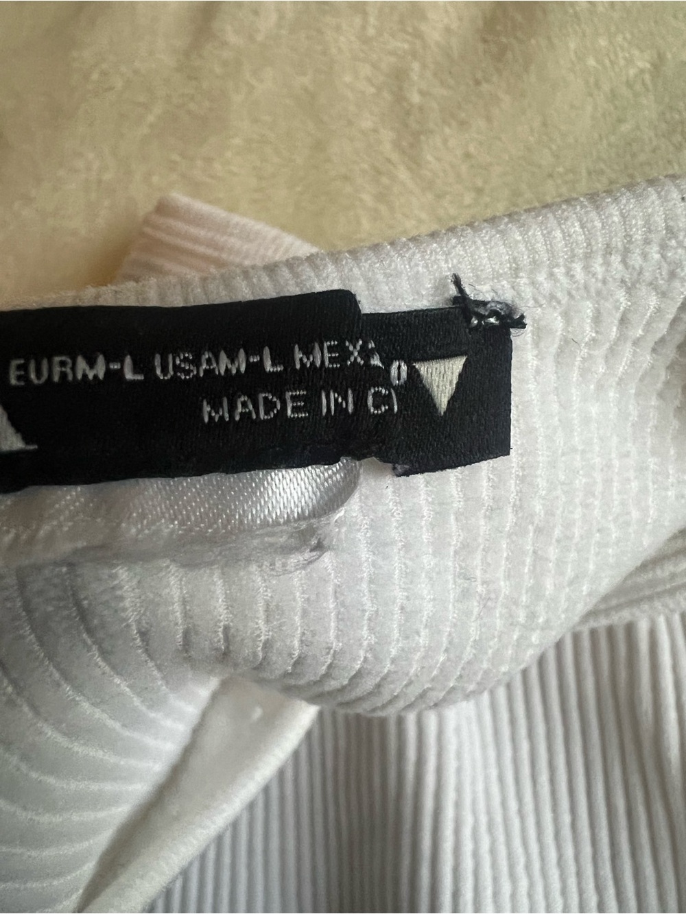 Zara White Ribbed Racerback Crop Top M/L - Picture 2 of 2
